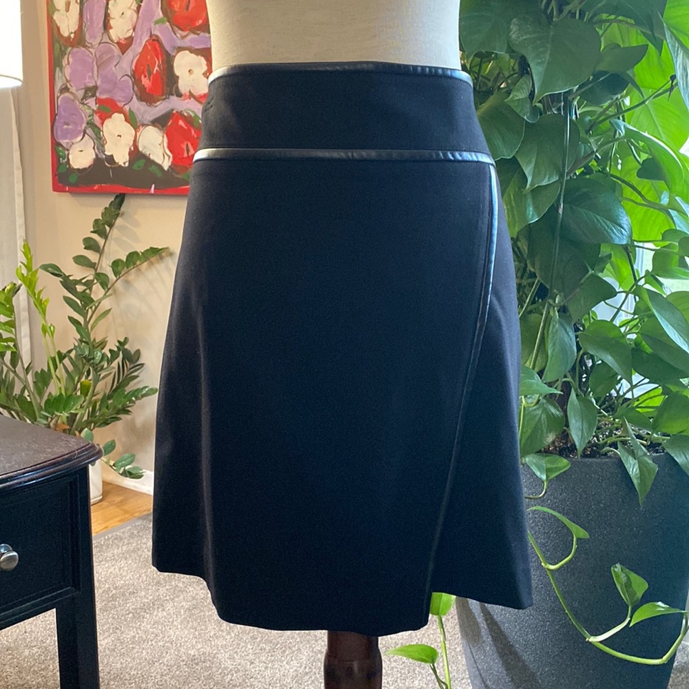 White House Black Market Black Skirt